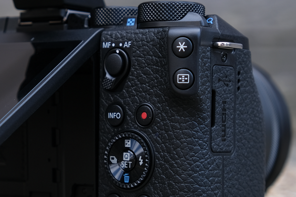 Máy ảnh Canon EOS M6 MARK II hình 3