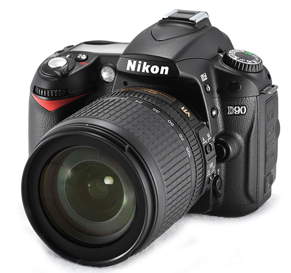 Nikon D90 (AF-S DX 18-105 VR lens)