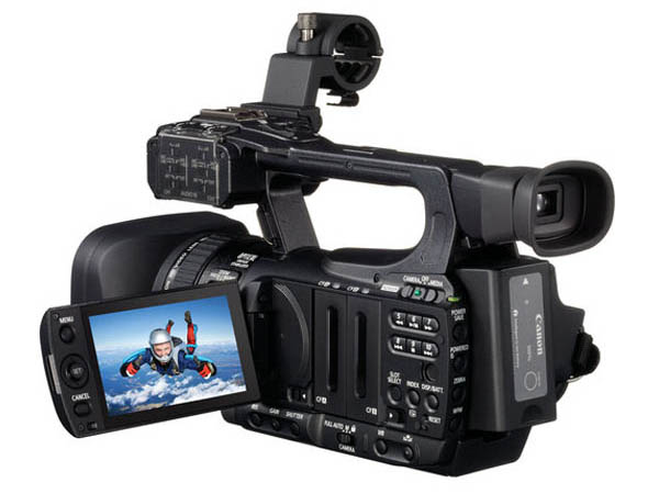 Máy quay chuyên dụng Canon XF100 chính hãng
