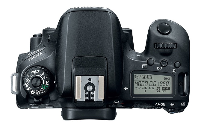 Canon EOS 77D lens 18-55mm STM-3