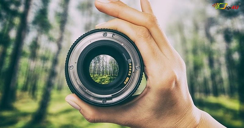 Cảm biến ảnh và ống kính là hai yếu tố quan trọng và thường được người dùng quan tâm nhất khi chọn mua máy ảnh