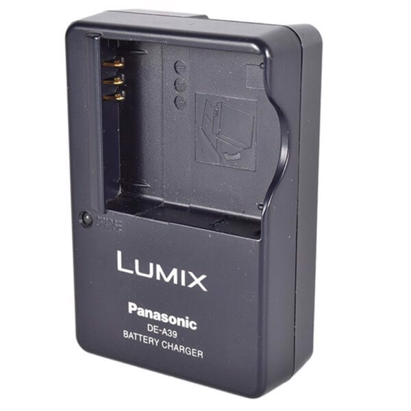 Panasonic LUMIX DE-A39A / A40 Battery Charger