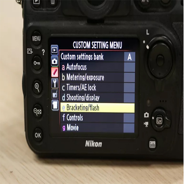 Cách sử dụng hệ thống đèn flash không dây cho dòng Nikon