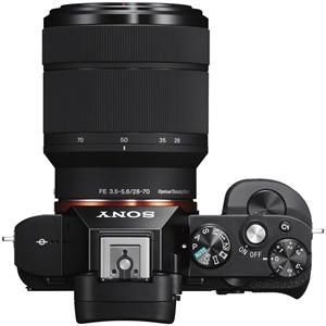 Sony ILCE-7K lens SEL 28-70mm-2