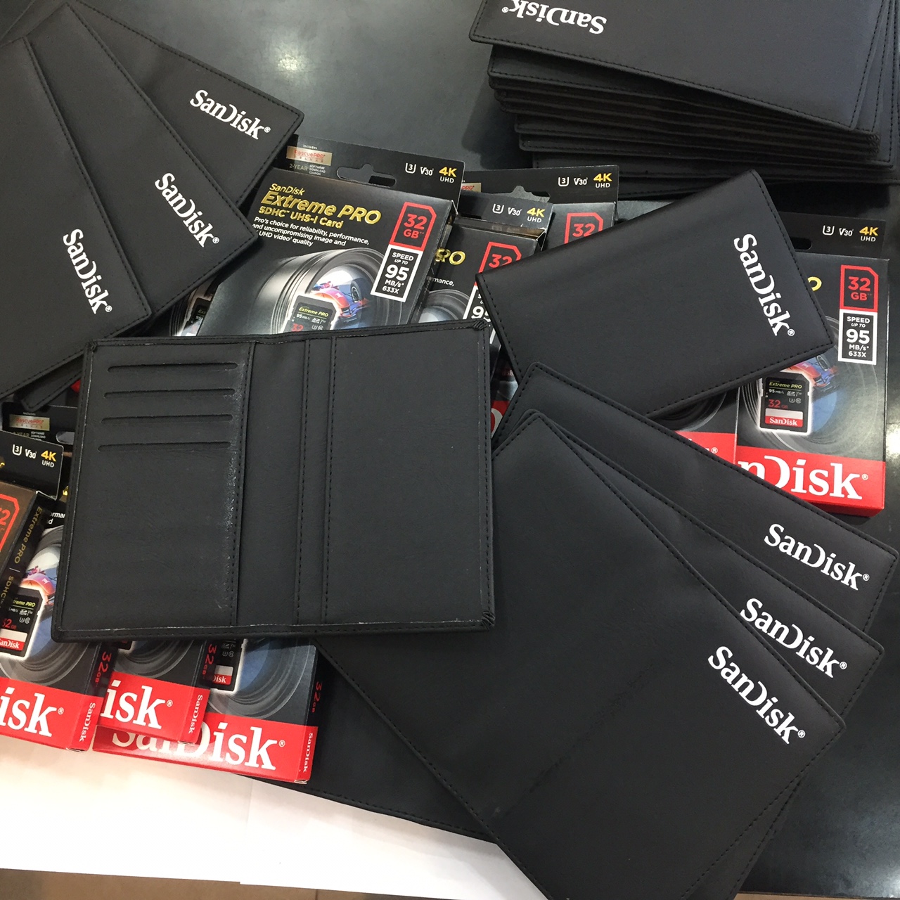 Thẻ nhớ SDHC SanDisk Extreme 32GB - tốc độ 90mb/s 600X giá cả hợp lý