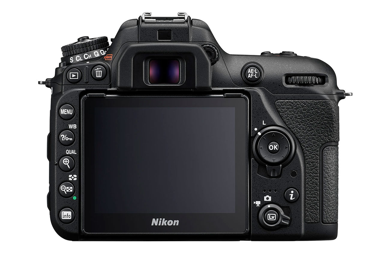 Máy ảnh Nikon D7500 kit 18-140 VR-1