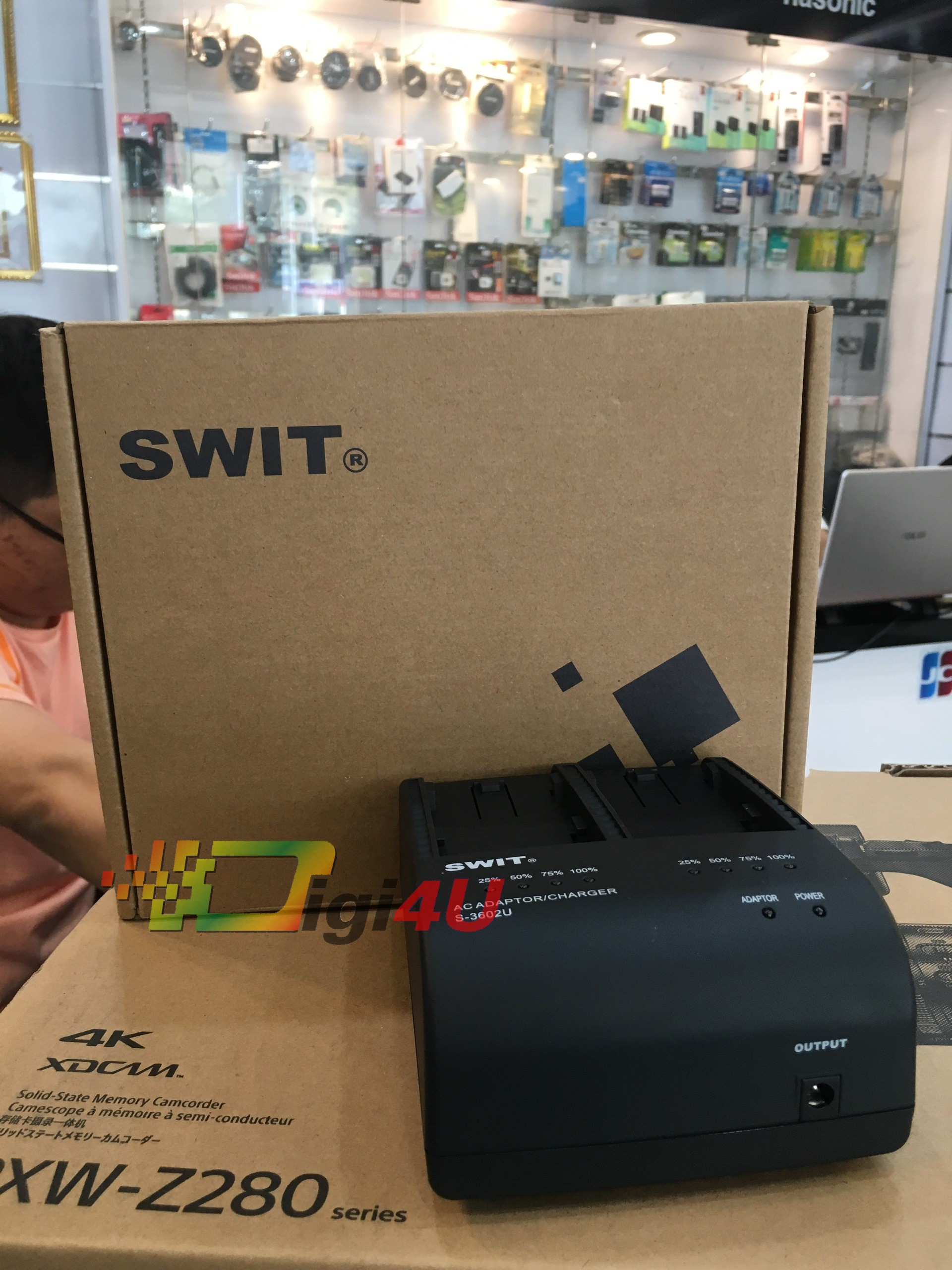 Sạc đôi  SWIT S-3602U -  Cho pin Sony  BP-U30/U60  | Chính Hãng