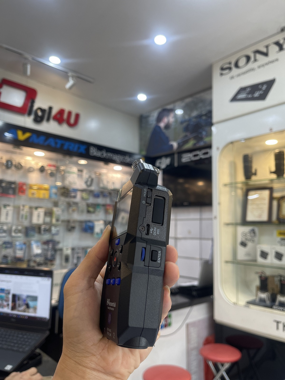 Máy ghi âm Zoom H4 Essential | Chính Hãng