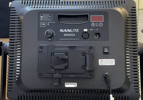 Đèn bảng LED DMX Nanlite 900DSA  ( 5600K ) - Chính hãng