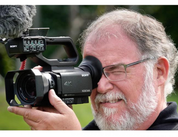 Máy quay chuyên dụng Sony PXW-Z90V